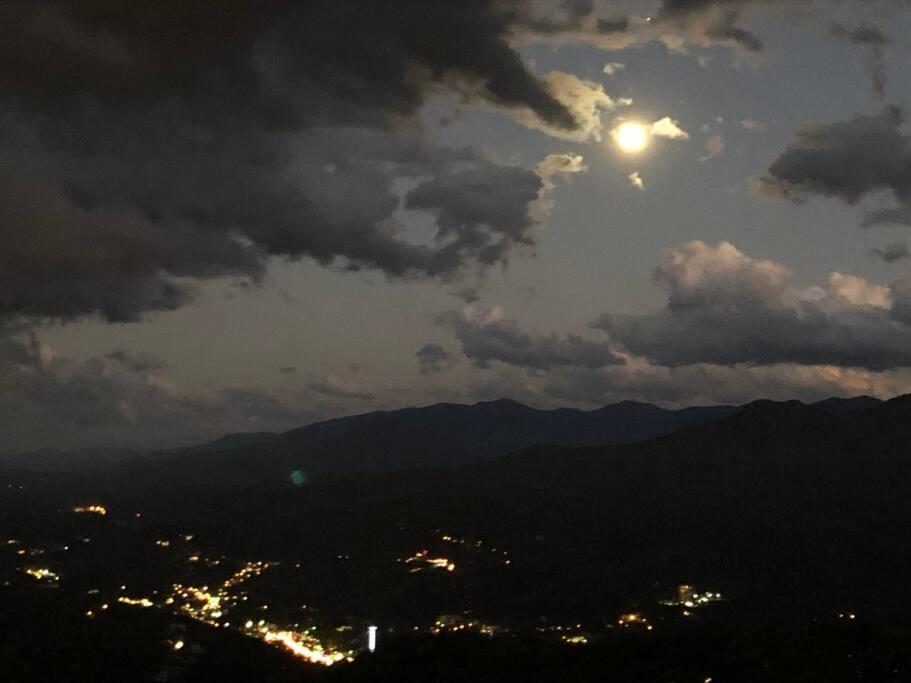 Spacious Gatlinburg Condo With Million Dollar Mountain Views Exterior foto